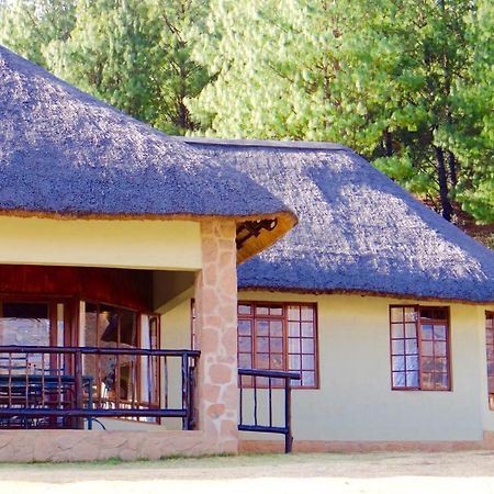 124 Fairways Drakensberg Gardens Villa Underberg Buitenkant foto