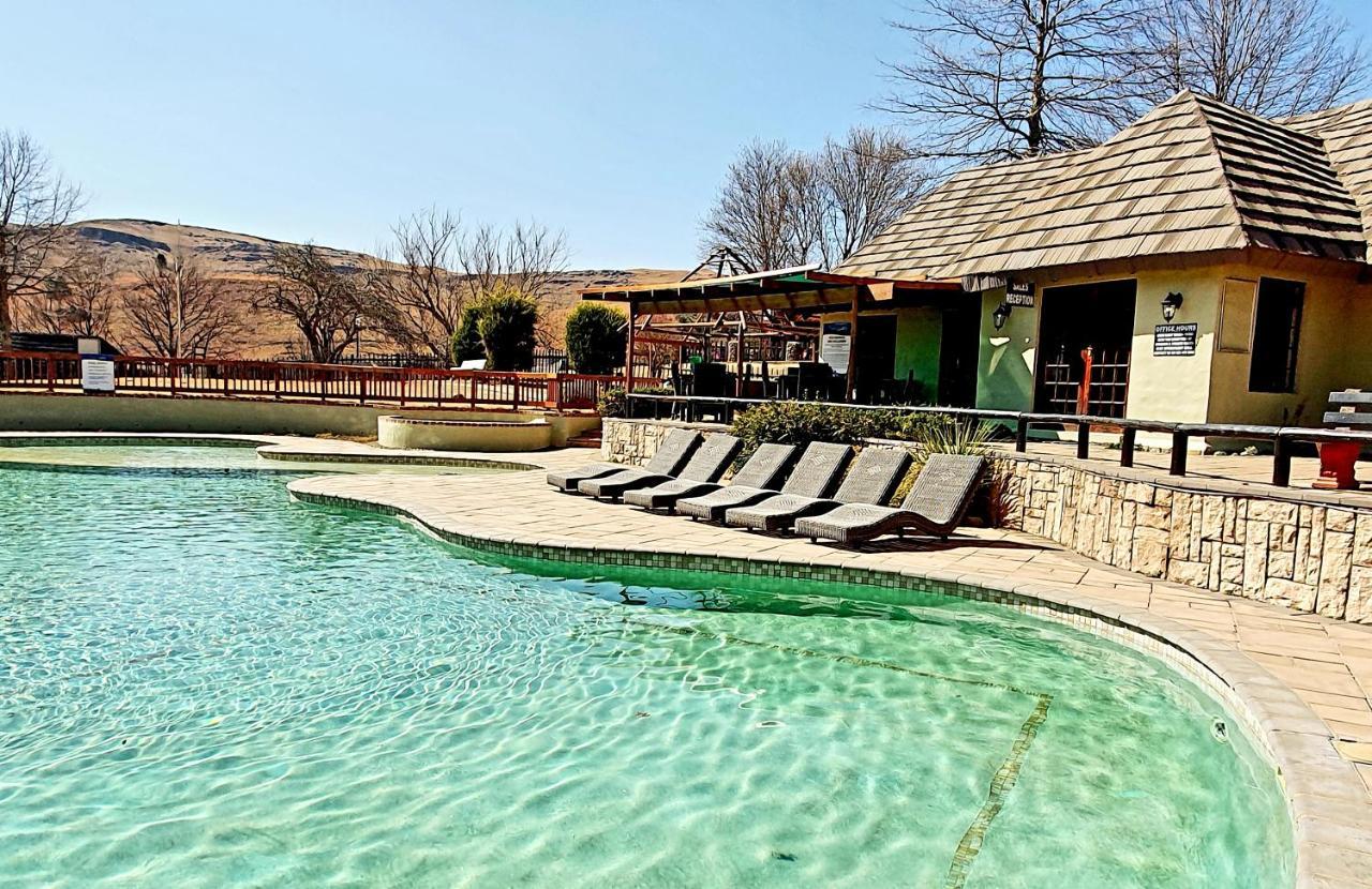 124 Fairways Drakensberg Gardens Villa Underberg Buitenkant foto