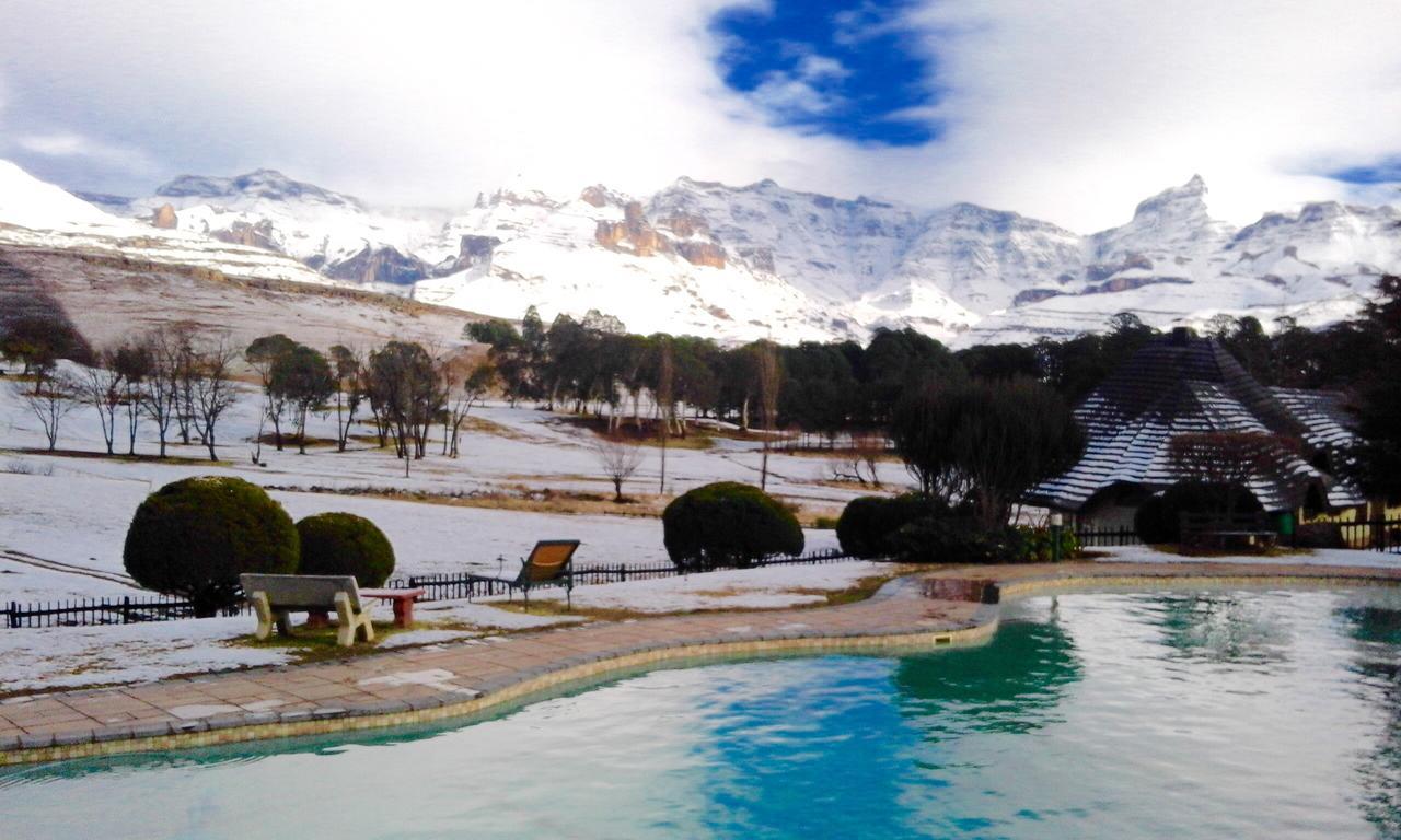 124 Fairways Drakensberg Gardens Villa Underberg Buitenkant foto