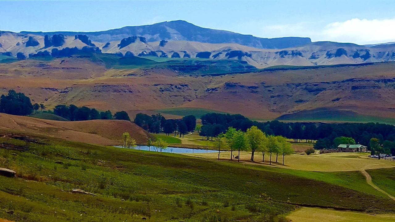 124 Fairways Drakensberg Gardens Villa Underberg Buitenkant foto