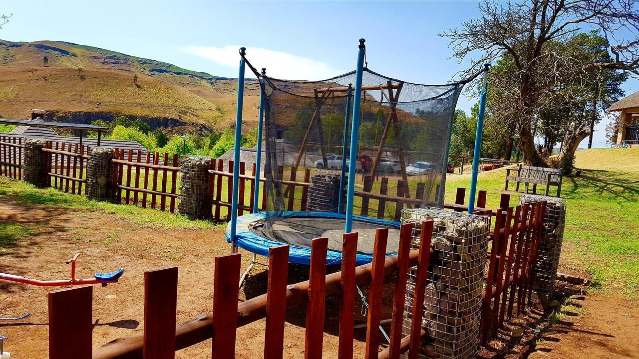 124 Fairways Drakensberg Gardens Villa Underberg Buitenkant foto