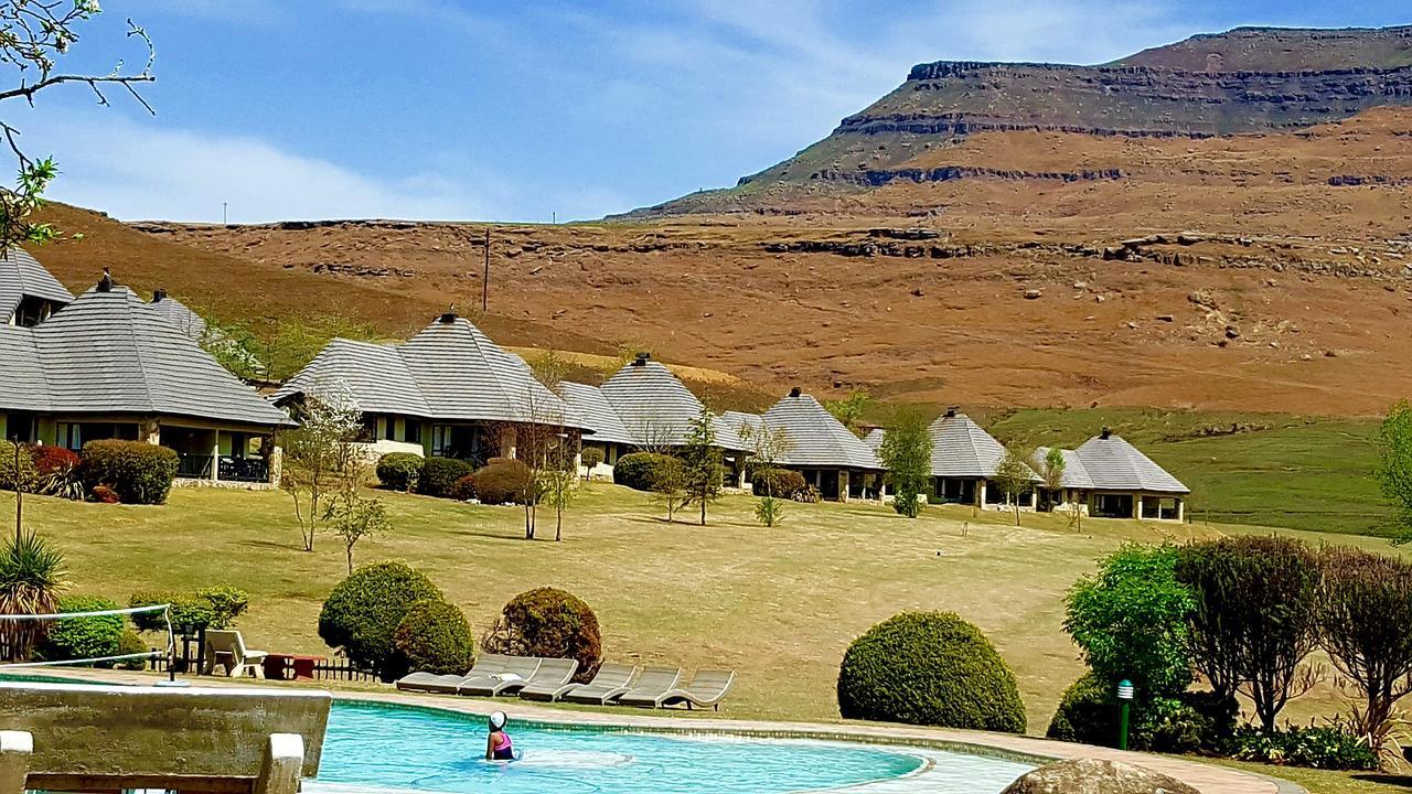 124 Fairways Drakensberg Gardens Villa Underberg Buitenkant foto