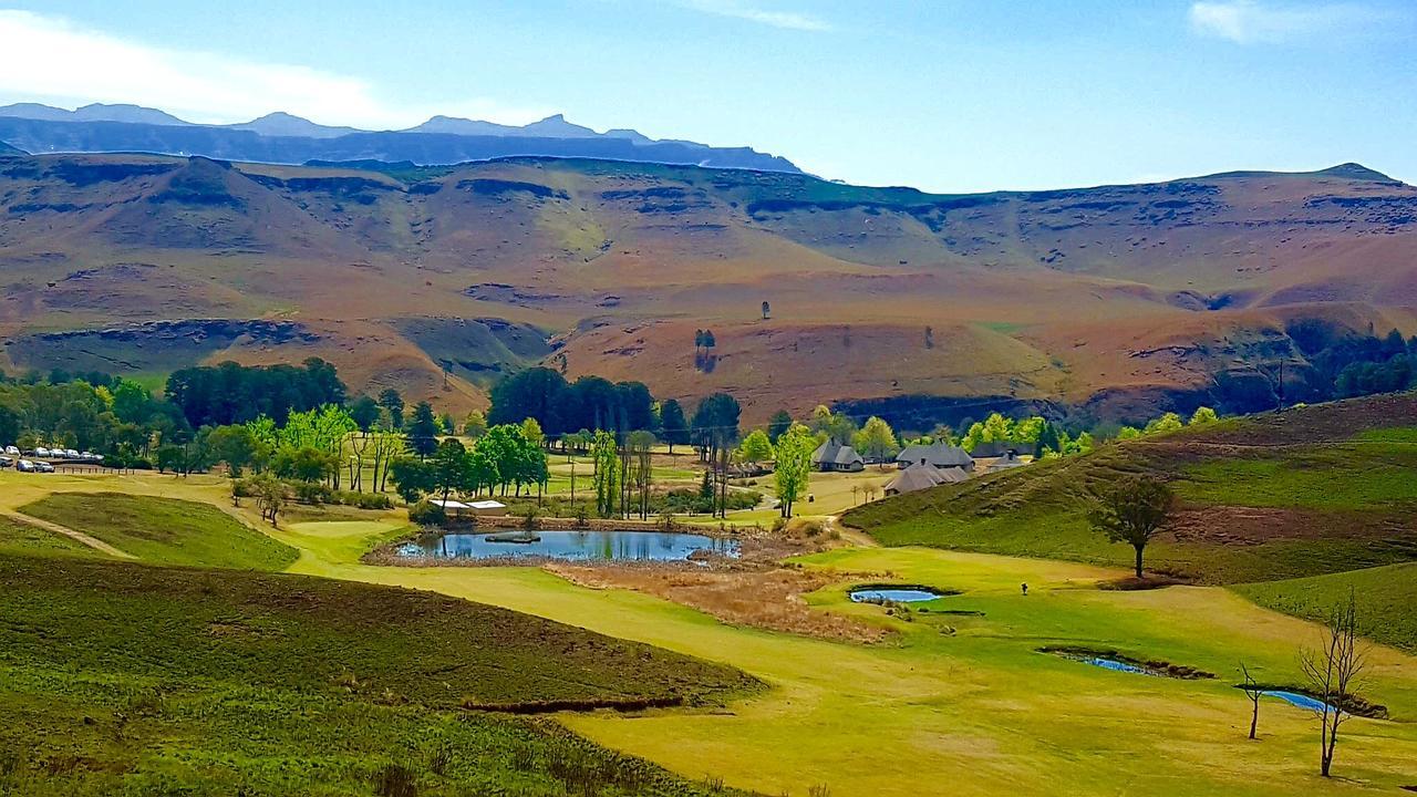124 Fairways Drakensberg Gardens Villa Underberg Buitenkant foto