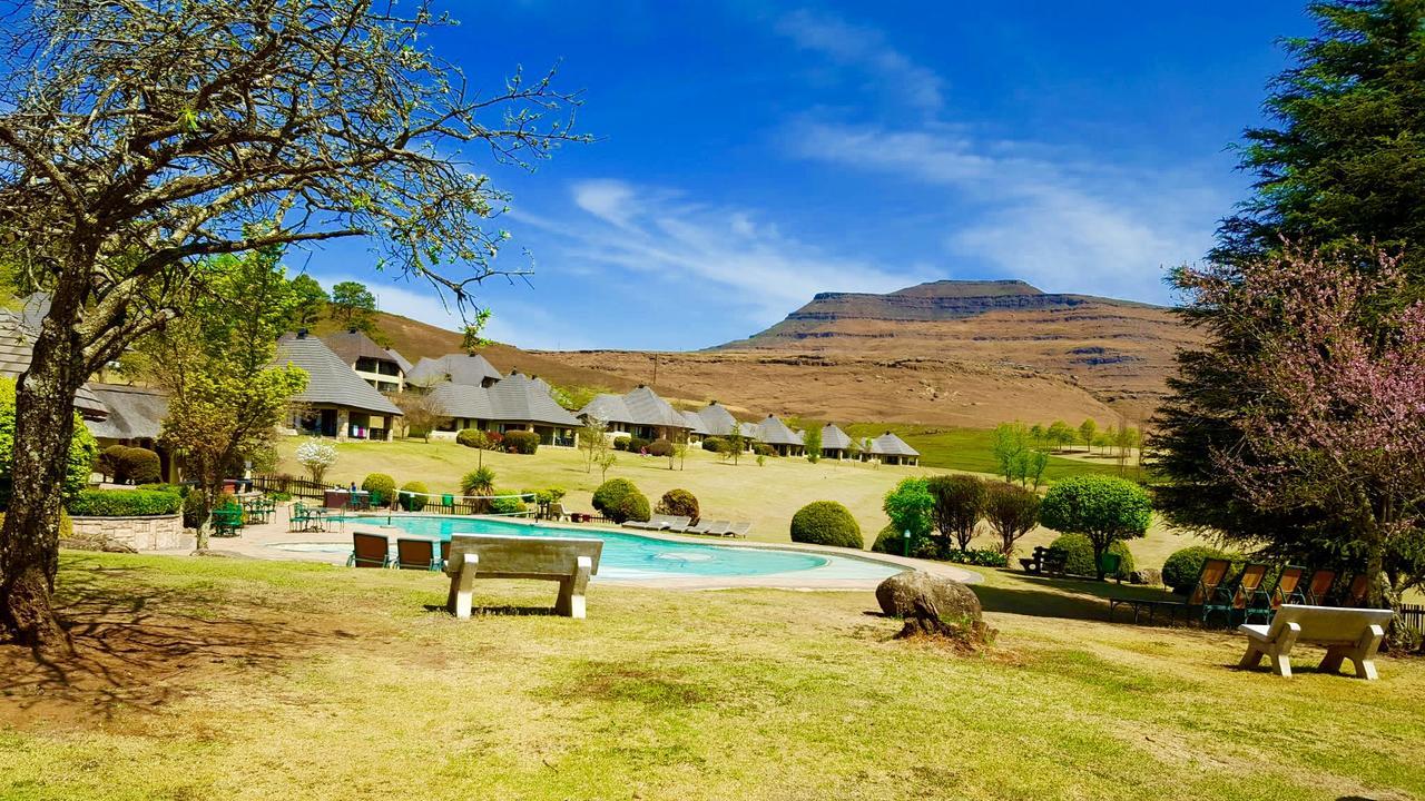 124 Fairways Drakensberg Gardens Villa Underberg Buitenkant foto