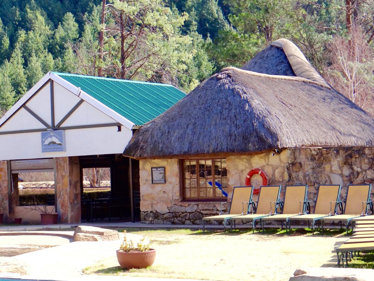 124 Fairways Drakensberg Gardens Villa Underberg Buitenkant foto